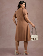 Vestido Midi Risca De Giz Bege