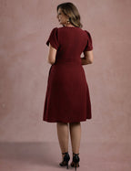 Vestido Midi Decote Princesa Com Botão Vinho