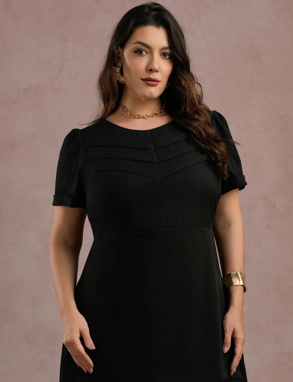 Vestido Midi Frente Com Nervuras Preto