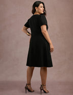 Vestido Midi Frente Com Nervuras Preto