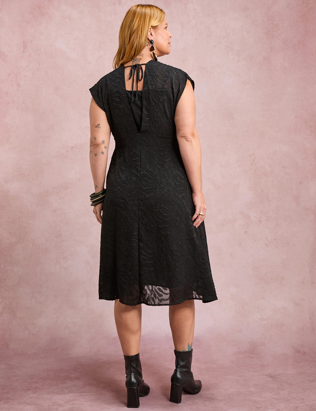 Vestido Midi Jacquard Preto
