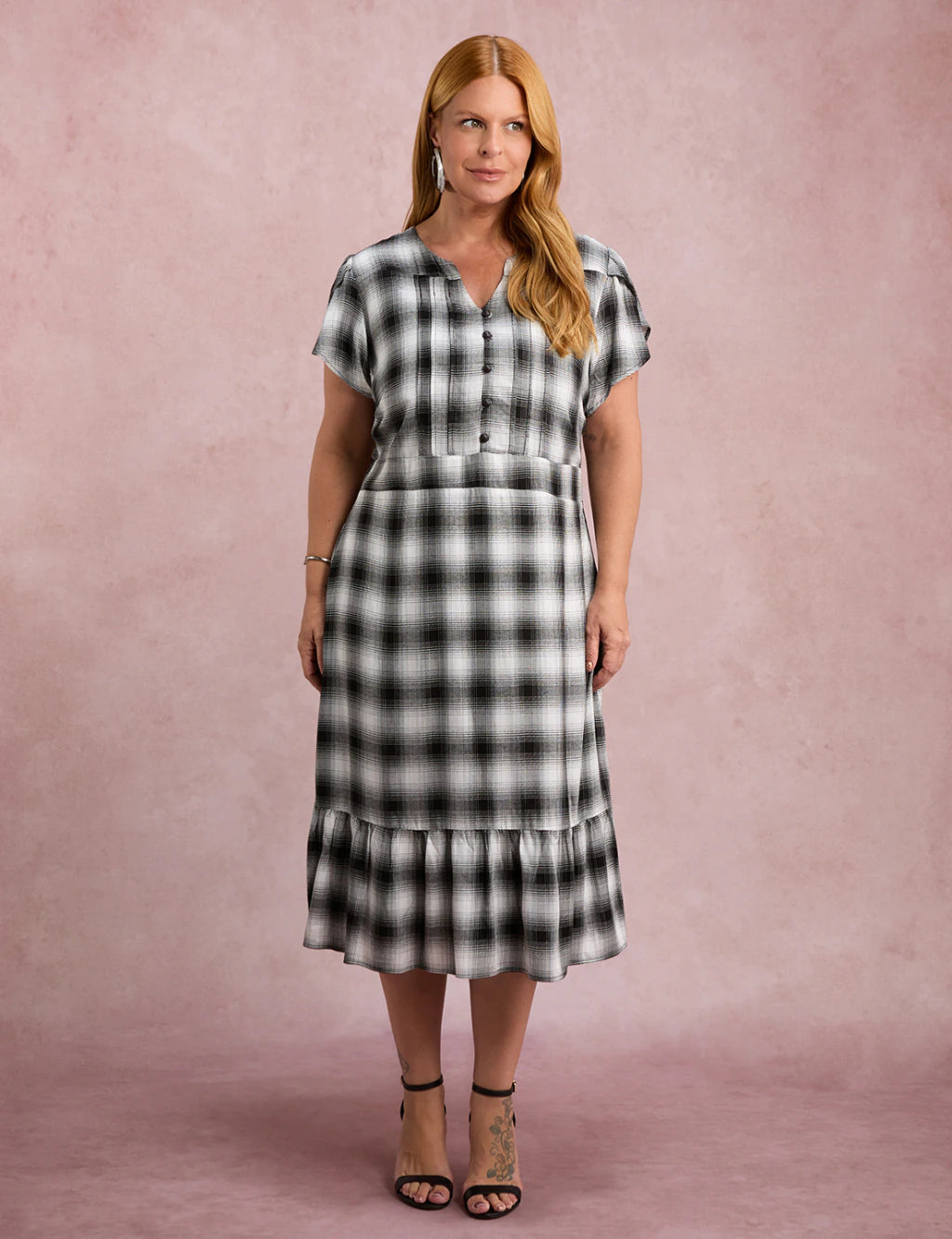 Vestido Midi Xadrez Com Botão Preto
