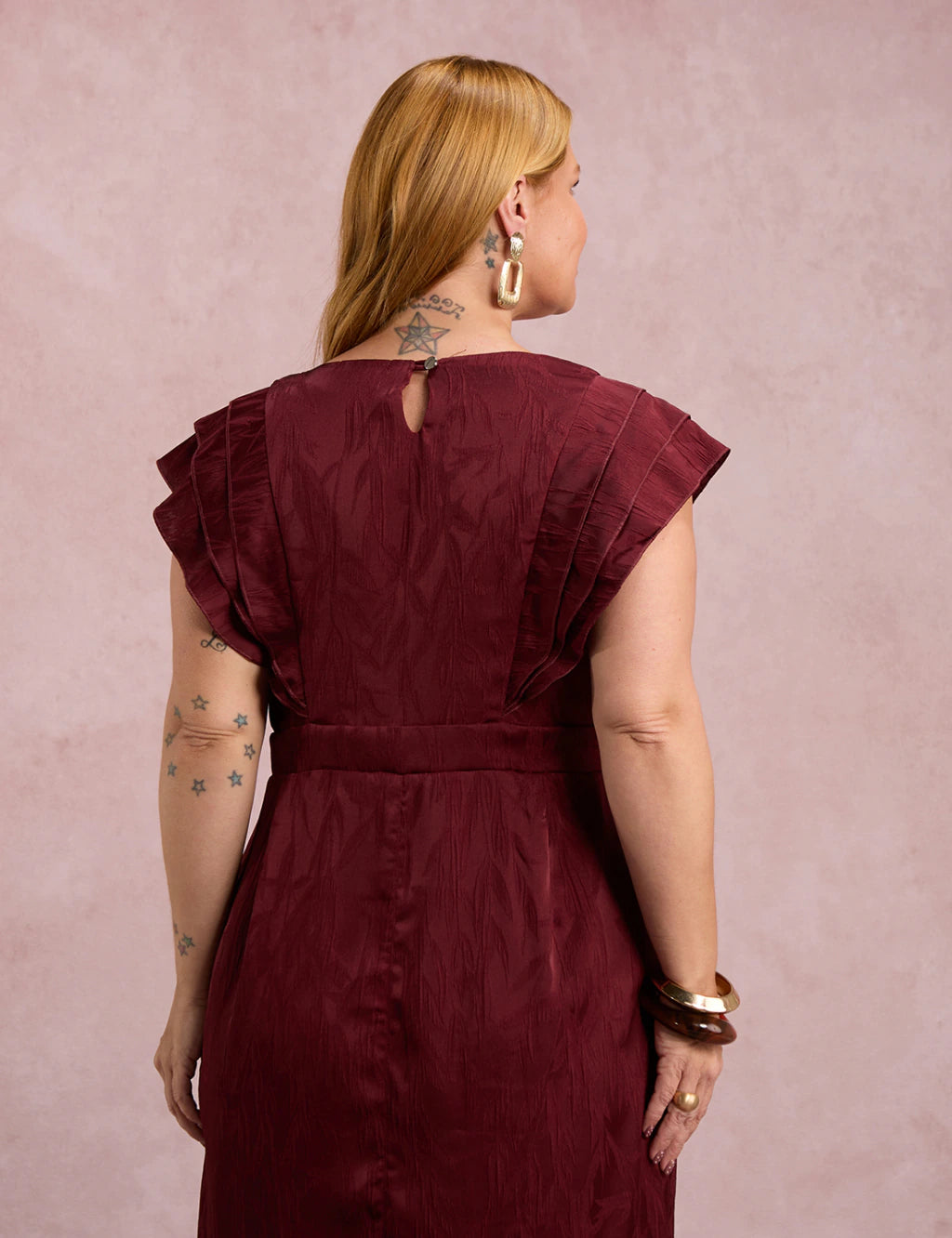 Vestido Midi Com Babados Vinho