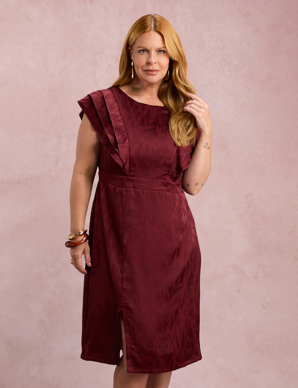 Vestido Midi Com Babados Vinho