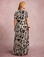 Vestido Longo Estampado Com Bolso Off-White