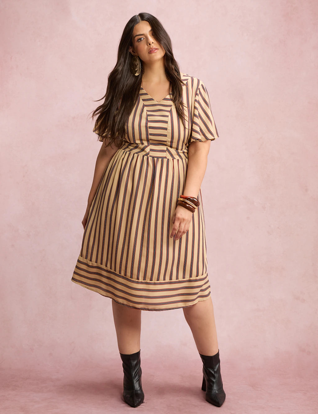 Vestido Midi Listrado Bege