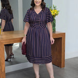 Vestido Midi Listrado Marinho