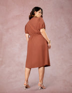 Vestido Midi Com Pesponto Marrom