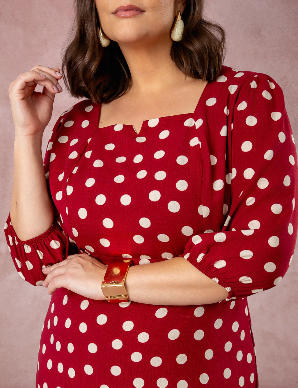 Vestido Midi Decote Princesa Poá Vinho