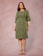 Vestido Midi Decote Princesa Poá Musgo