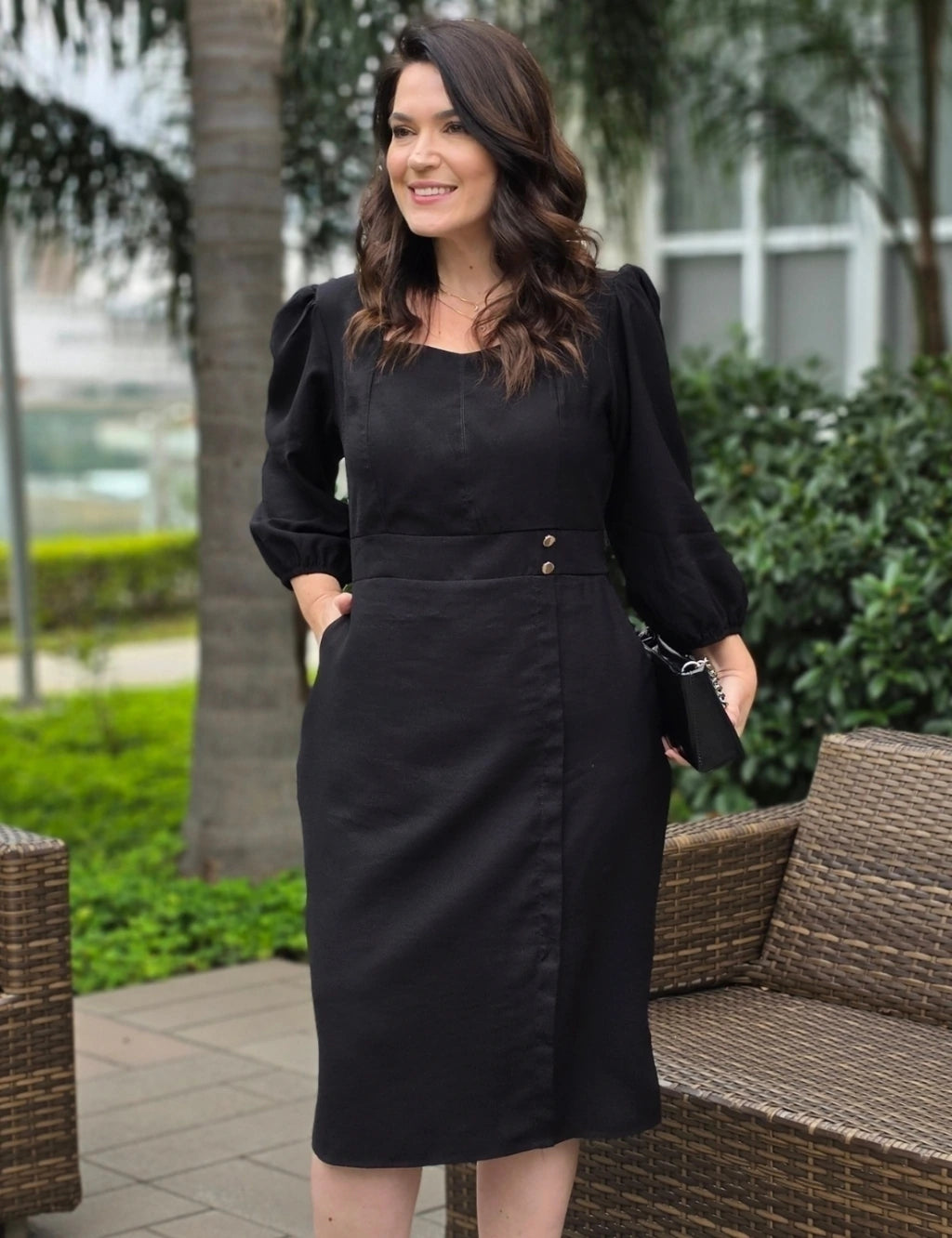 Vestido Midi Botões Metais Na Pala Preto