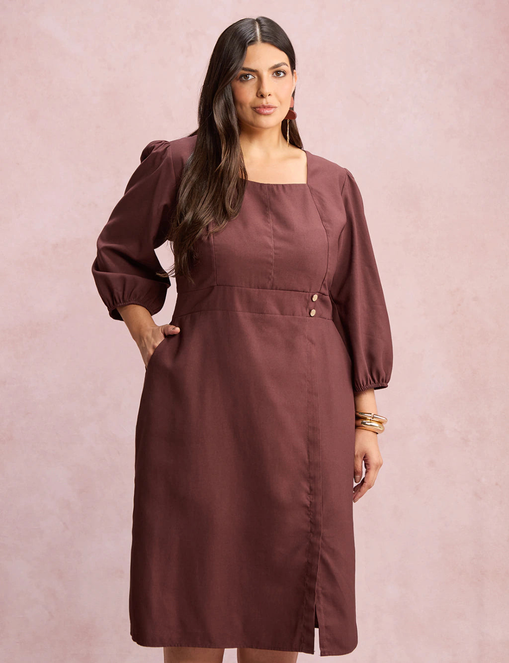 Vestido Midi Botões Metais Na Pala Marrom