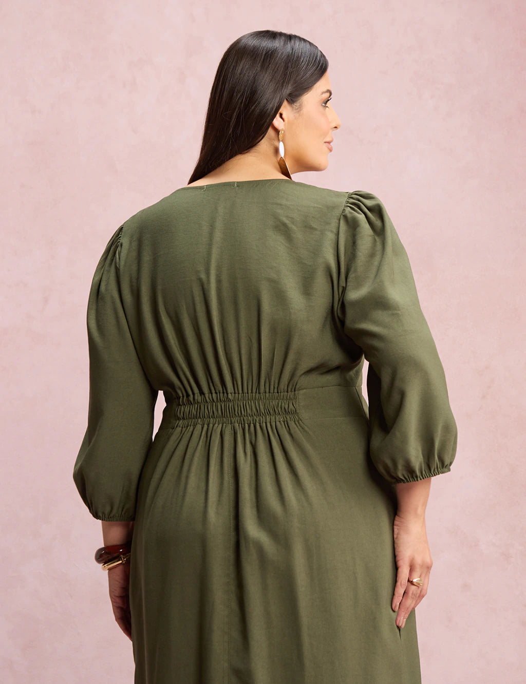 Vestido Midi Botões Metais Na Pala Musgo