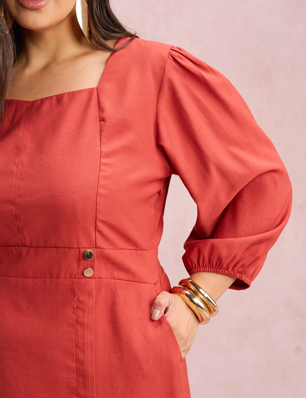 Vestido Midi Botões Metais Na Pala Telha