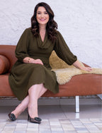 Vestido Midi Yorio Gola Bola Musgo