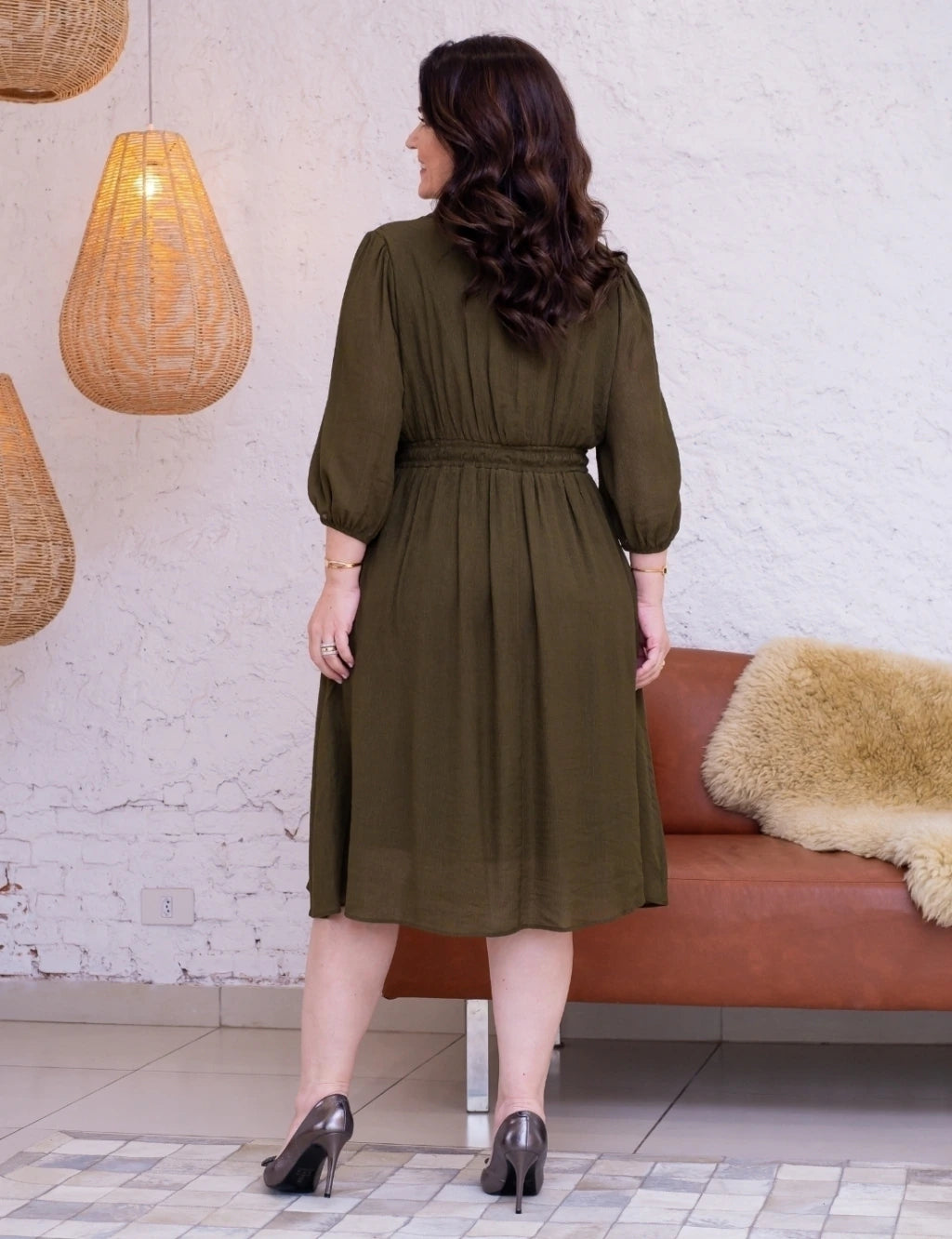 Vestido Midi Yorio Gola Bola Musgo