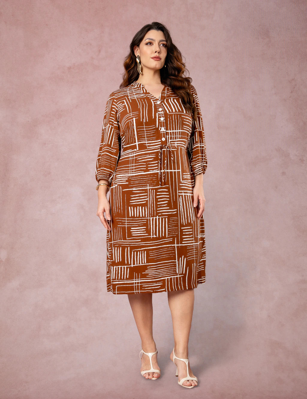 Vestido Midi Estampado Chemise Marrom