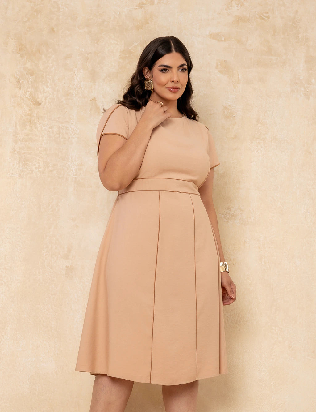 Vestido Midi Com Vivo Bege