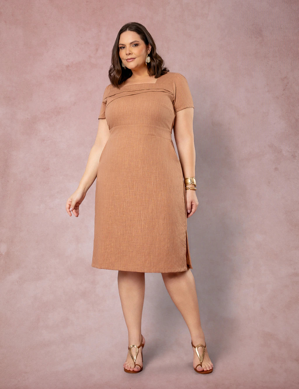 Vestido Midi Detalhe No Decote Marrom