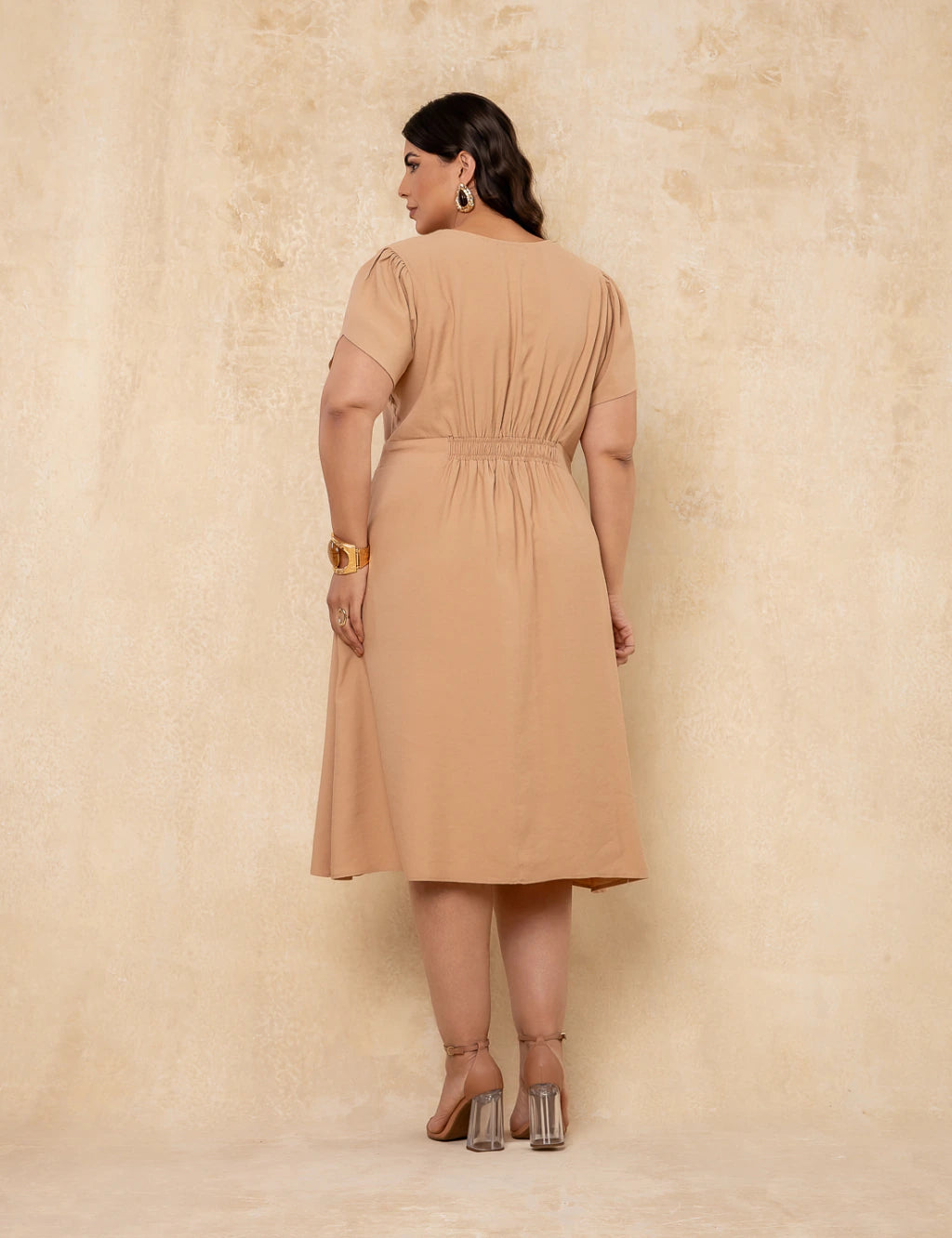 Vestido Midi Com Zíper Metal Bege