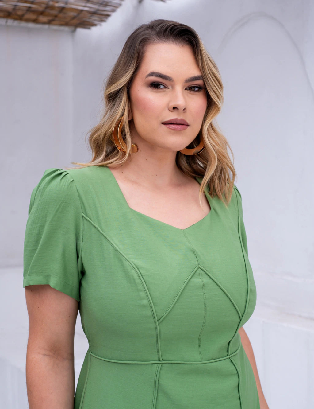 Vestido Midi Com Vivo Verde