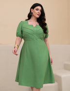 Vestido midi Com Vivo Frente Verde