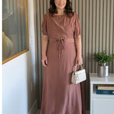 Vestido Longo Frente Detalhe Transpassado Marrom