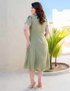 Vestido Midi Com Bordado Verde