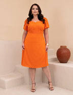 Vestido Midi Decote Princesa Laranja