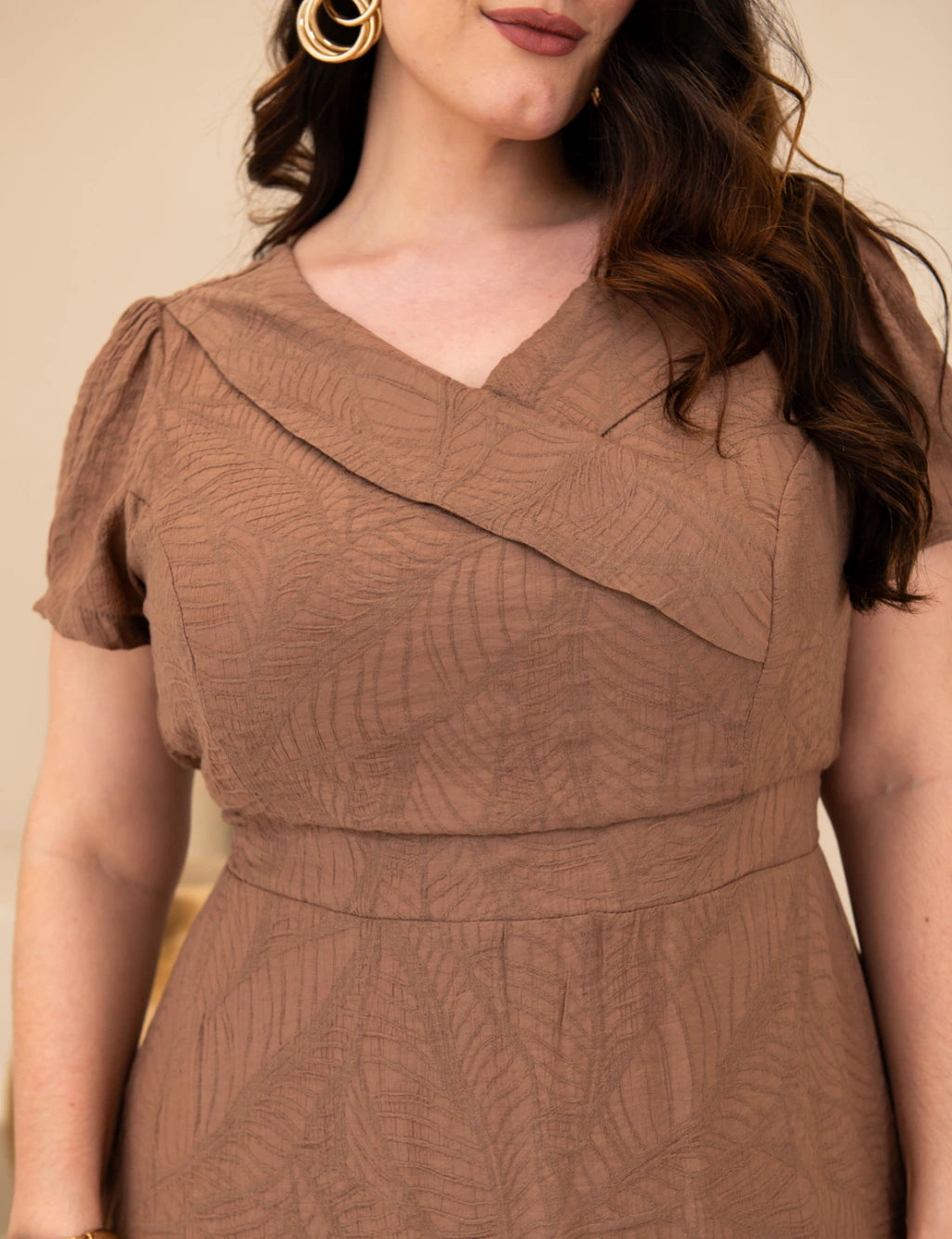 Vestido Midi Com Textura Marrom