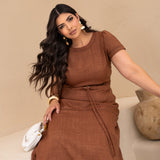 Vestido Longo Com Fivela Marrom